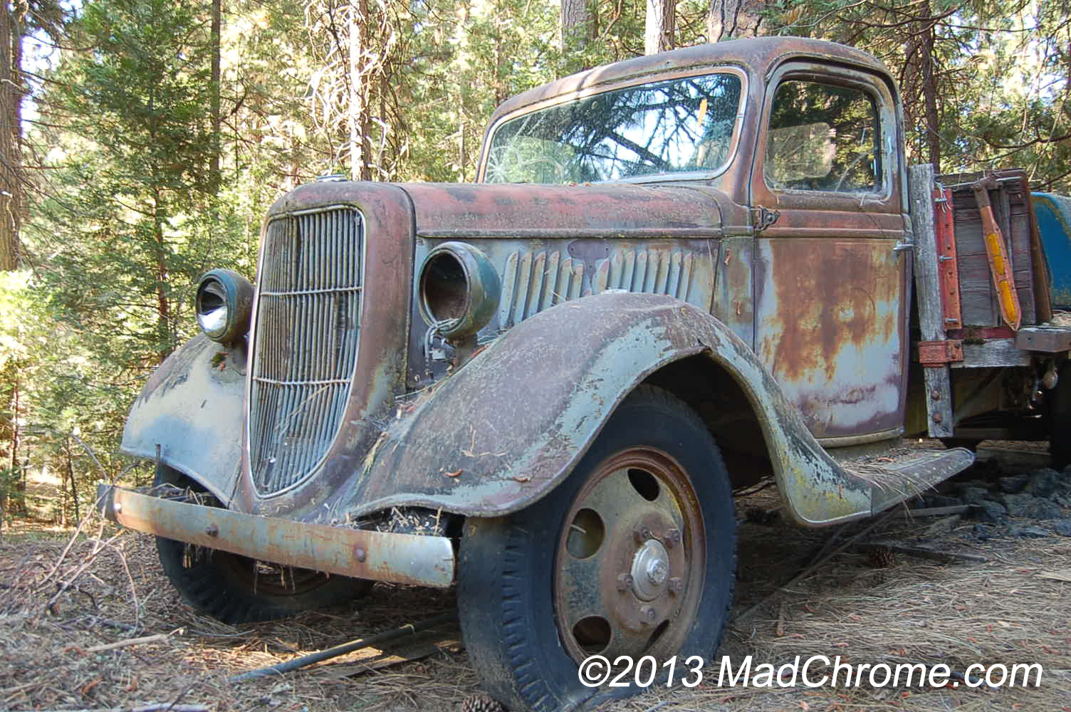 Antique ford truck salvage yards #8