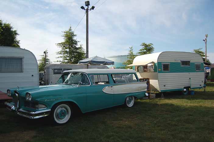 Beautifully restored 1958 Edsel Roundup 2 door station wagon