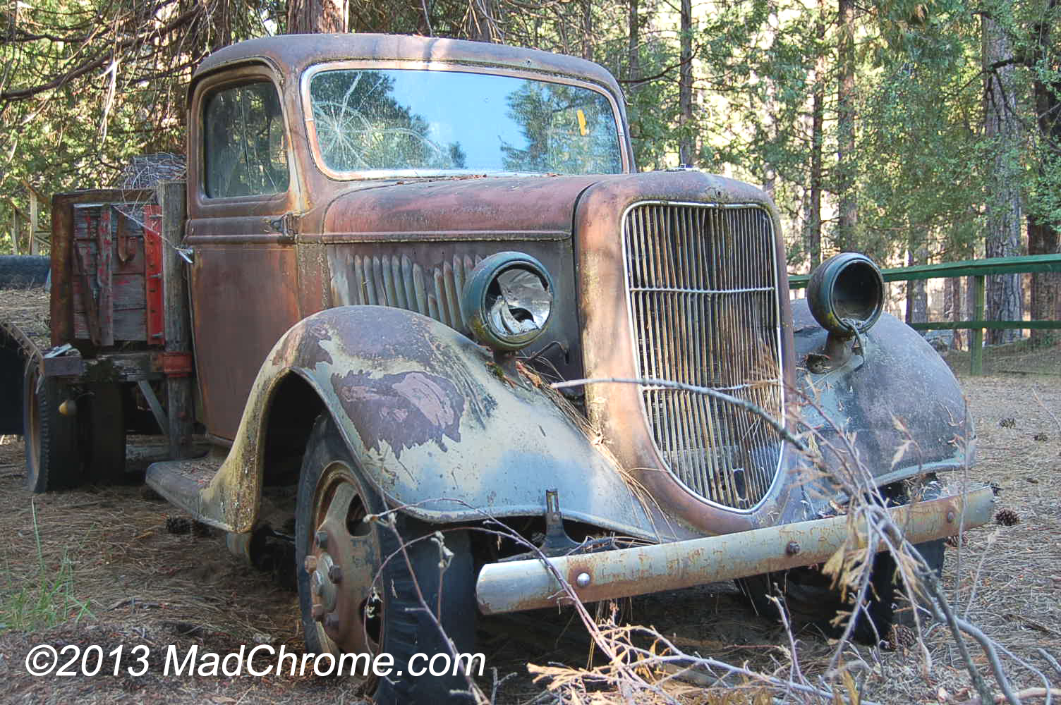 Vintage ford truck junk yards #3